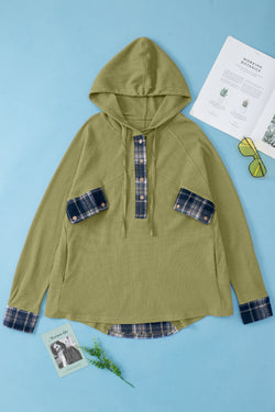 Sudadera con capucha Henley en espía verde