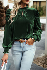 Elegant velvet blouse with a green amount of green *