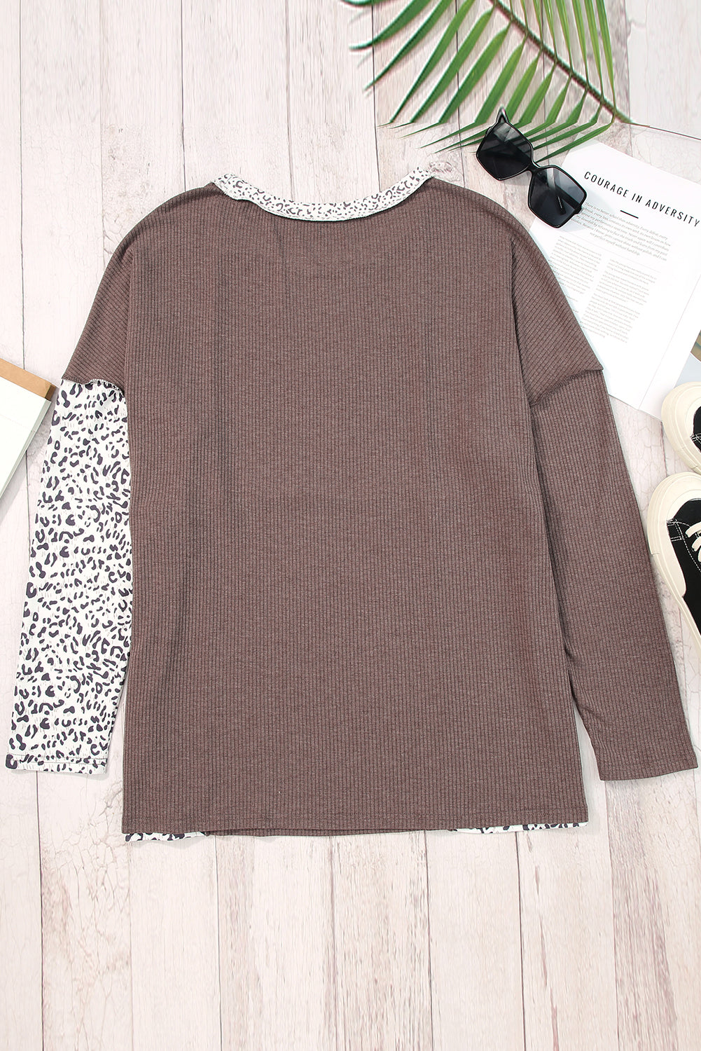 Top patchwork a maglia colorblock leopardo