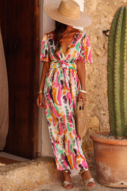 Bohemian pink dress with tie-dye print and v-neck