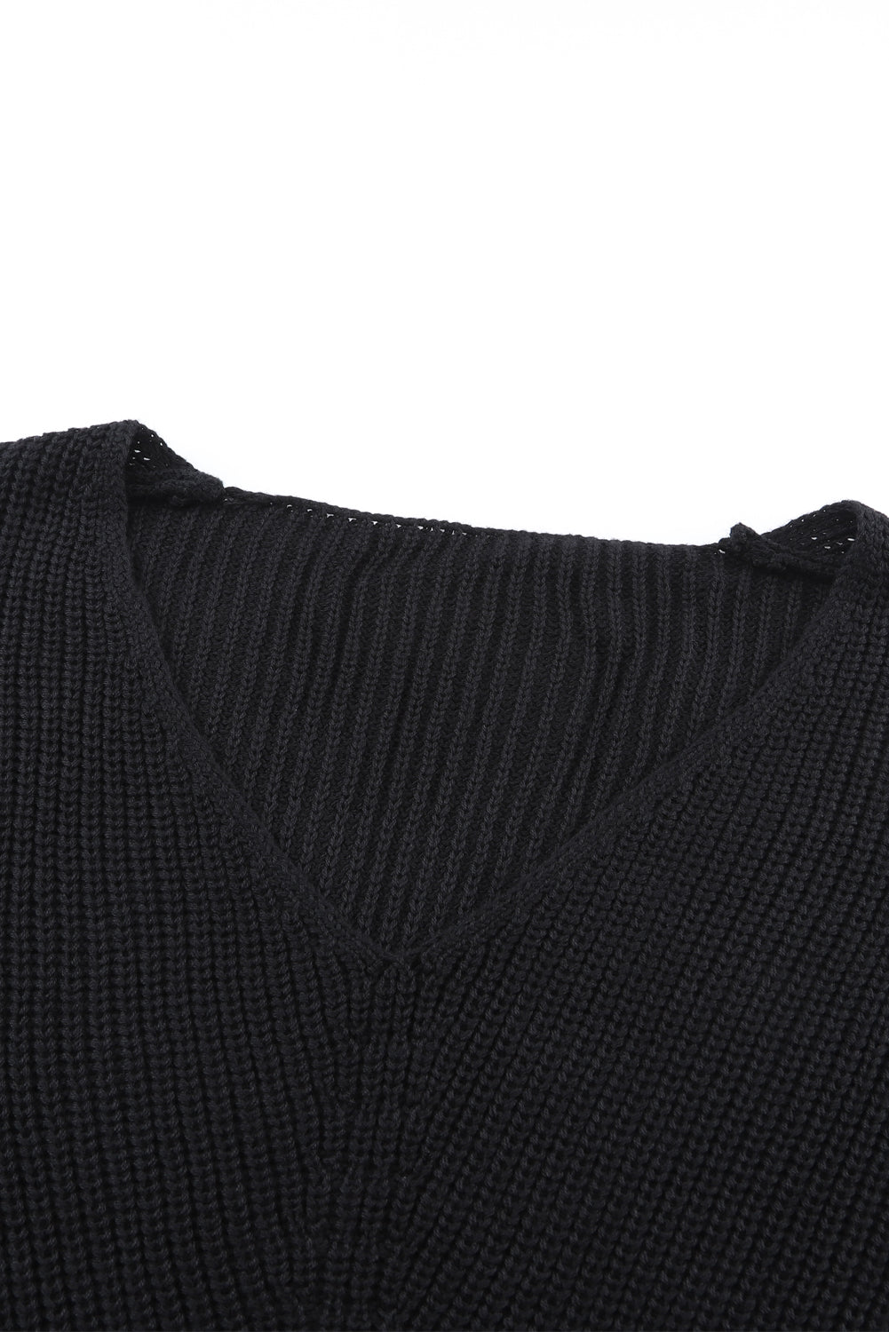 Black sweater in ribbed with V -neck