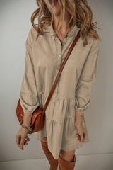 Mini-robe chemise plissée boutonnée à manches bouffantes et à plusieurs niveaux marron clair