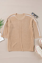 Pull beige clair à rayures contrastées et manches 3/4