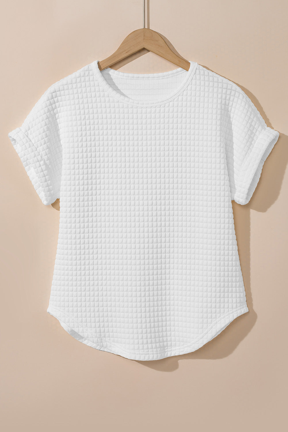 White T-shirt with textured checkered bat handles