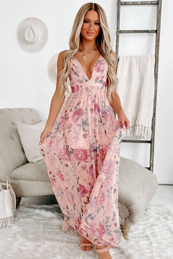 Romantic long dress with floral pattern *