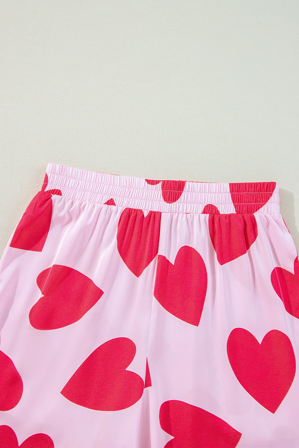Ensemble pyjama pantalon à manches courtes rose coeur classique Saint-Valentin-A WOMAN WE LOVE