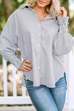 Striped drob shirt with reverse and smocked with pocket