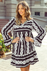 Mini-robe évasée à manches longues et imprimé géométrique Boho noir