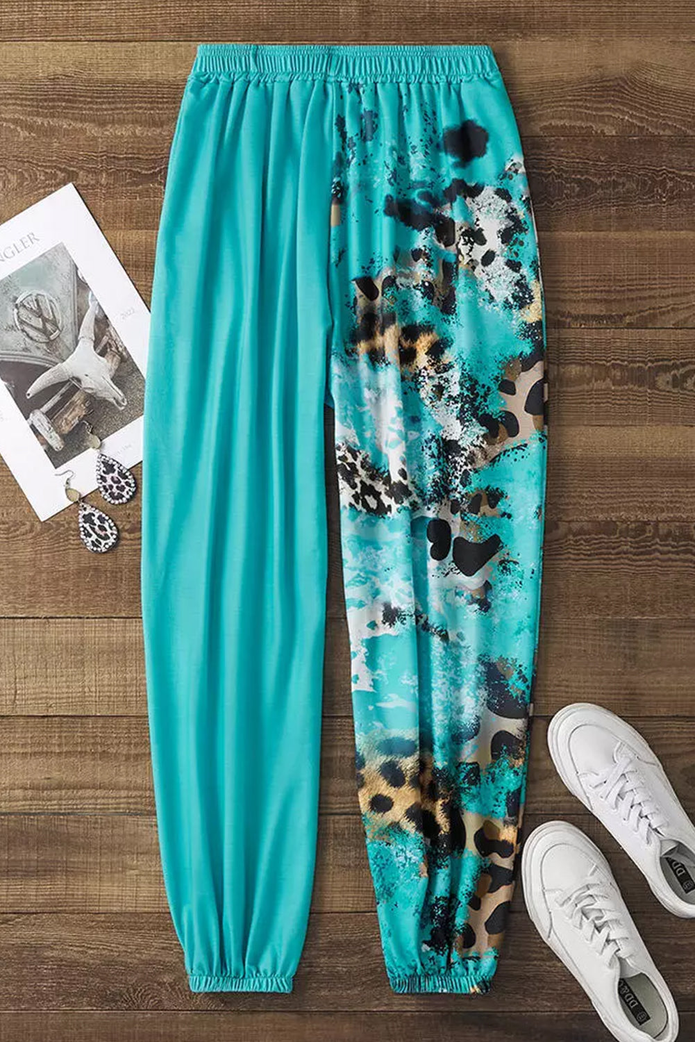 Pantaloni da jogger con stampa leopardo blu chiaro