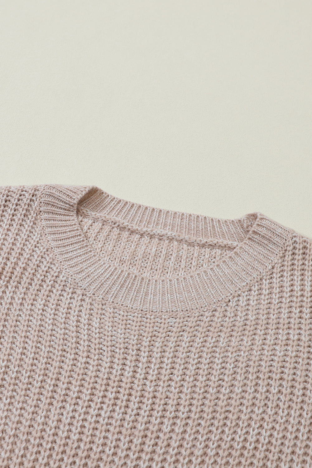 Pergamentkabel -Strickärmel -Schulterpullover