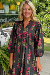 Robe courte à volants et manches longues à imprimé floral