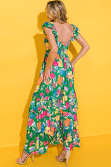 Long ruffled and ruffle dress *