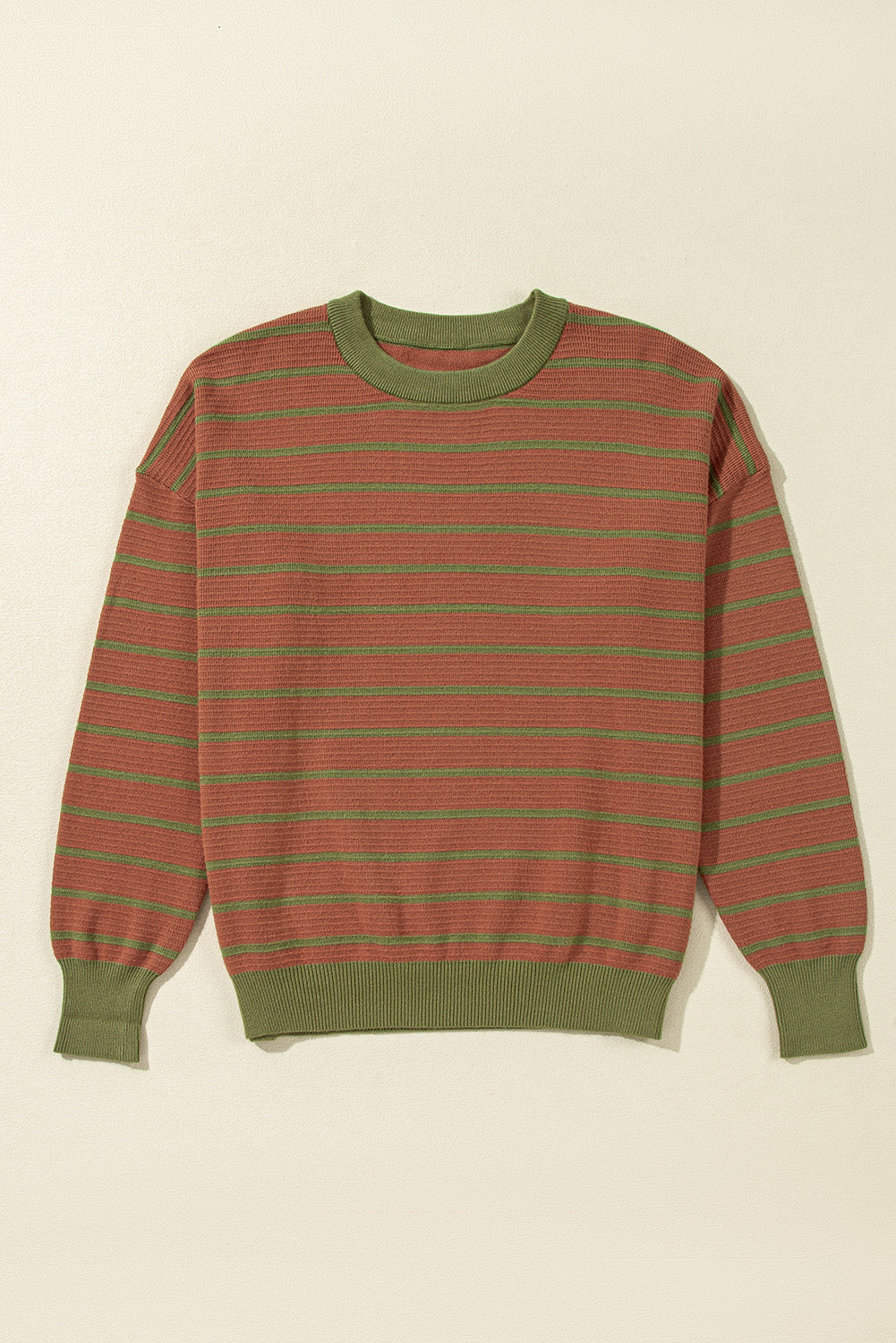 Pull ample marron à rayures et col rond *