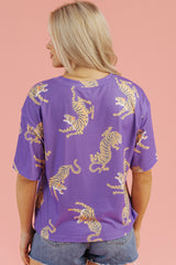 T-shirt ample violet avec poche plaquée et imprimé tigre