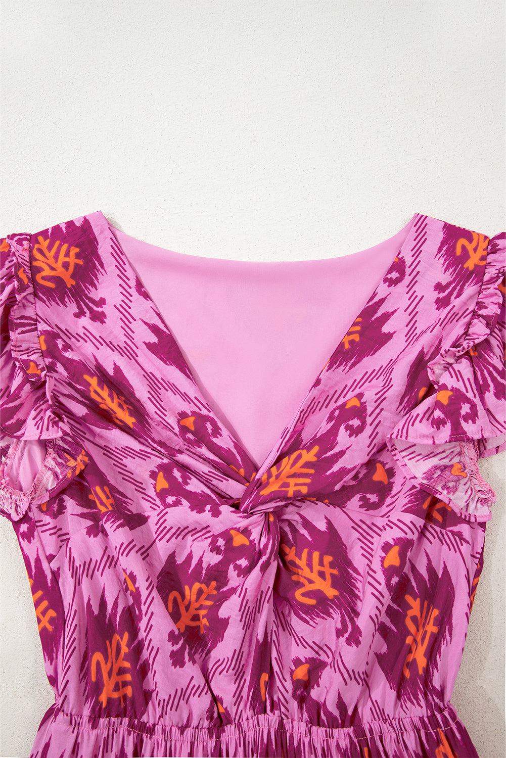 Robe longue à manches volantées et torsadées sur le devant à imprimé rétro Bonbon