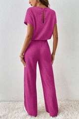 Combinaison côtelée à manches courtes et jambes larges de couleur unie rose rouge-A WOMAN WE LOVE