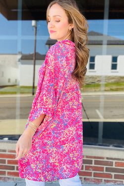 Sleeveless tunic shirt with sleeve and abstract pink print