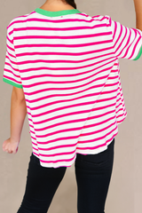 Ample with short sleeves and round neck with pink stripes and contrasting border