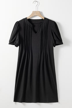 Black right t-shirt dress with notched collar and pleated puffing sleeves