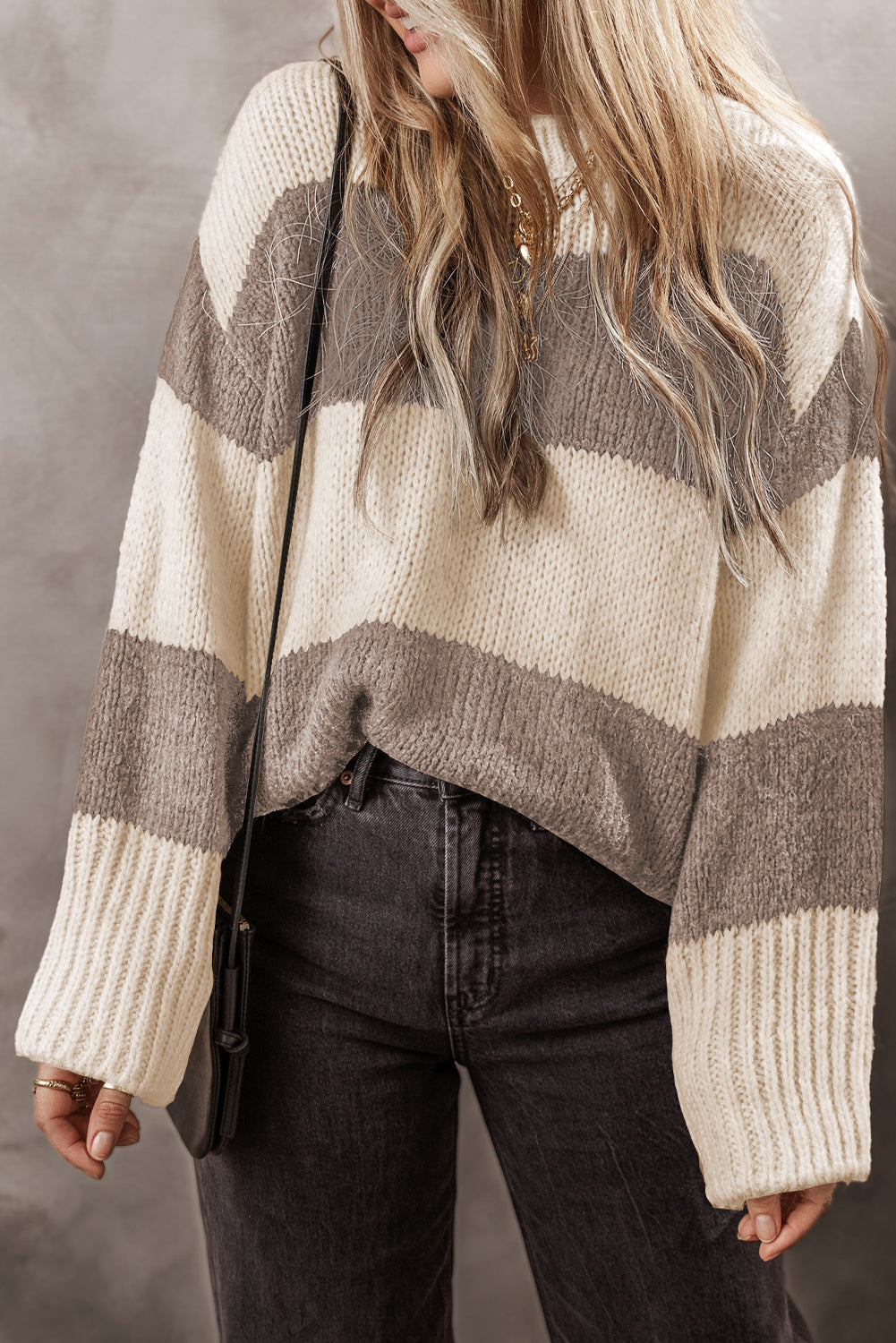 Pull ample à blocs de couleurs Simply Taupe