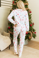 Chemise et pantalon à revers imprimés de Noël blancs, vêtements de nuit-A WOMAN WE LOVE