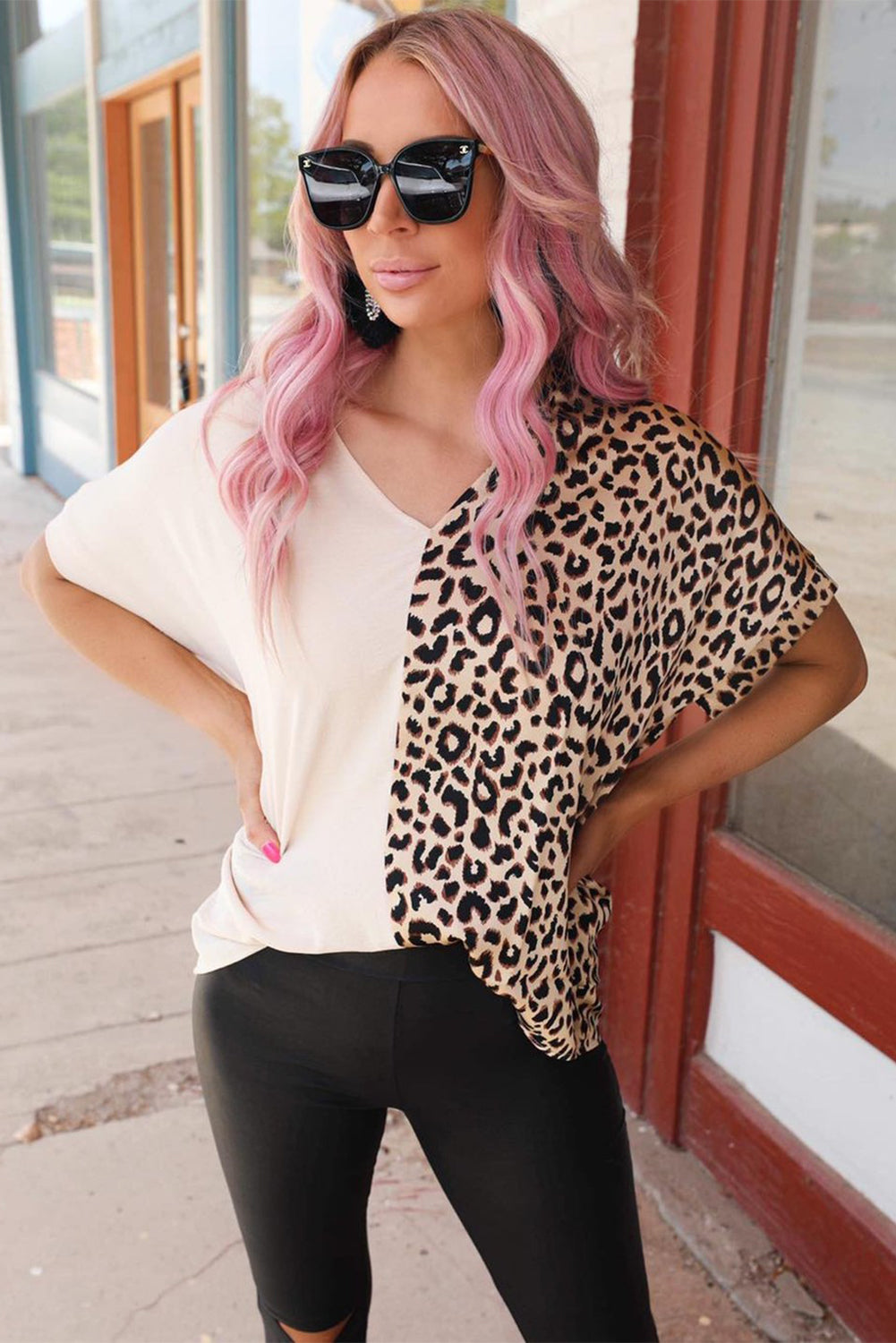 Blouse kaki contrastée léopard color block-A WOMAN WE LOVE