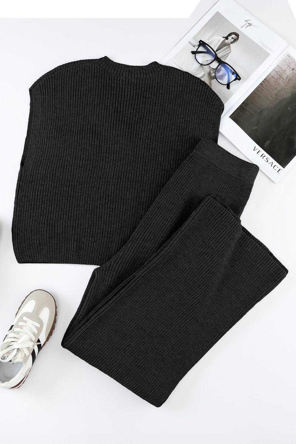 Ensemble pull noir tricoté à col en V et pantalon décontracté-A WOMAN WE LOVE