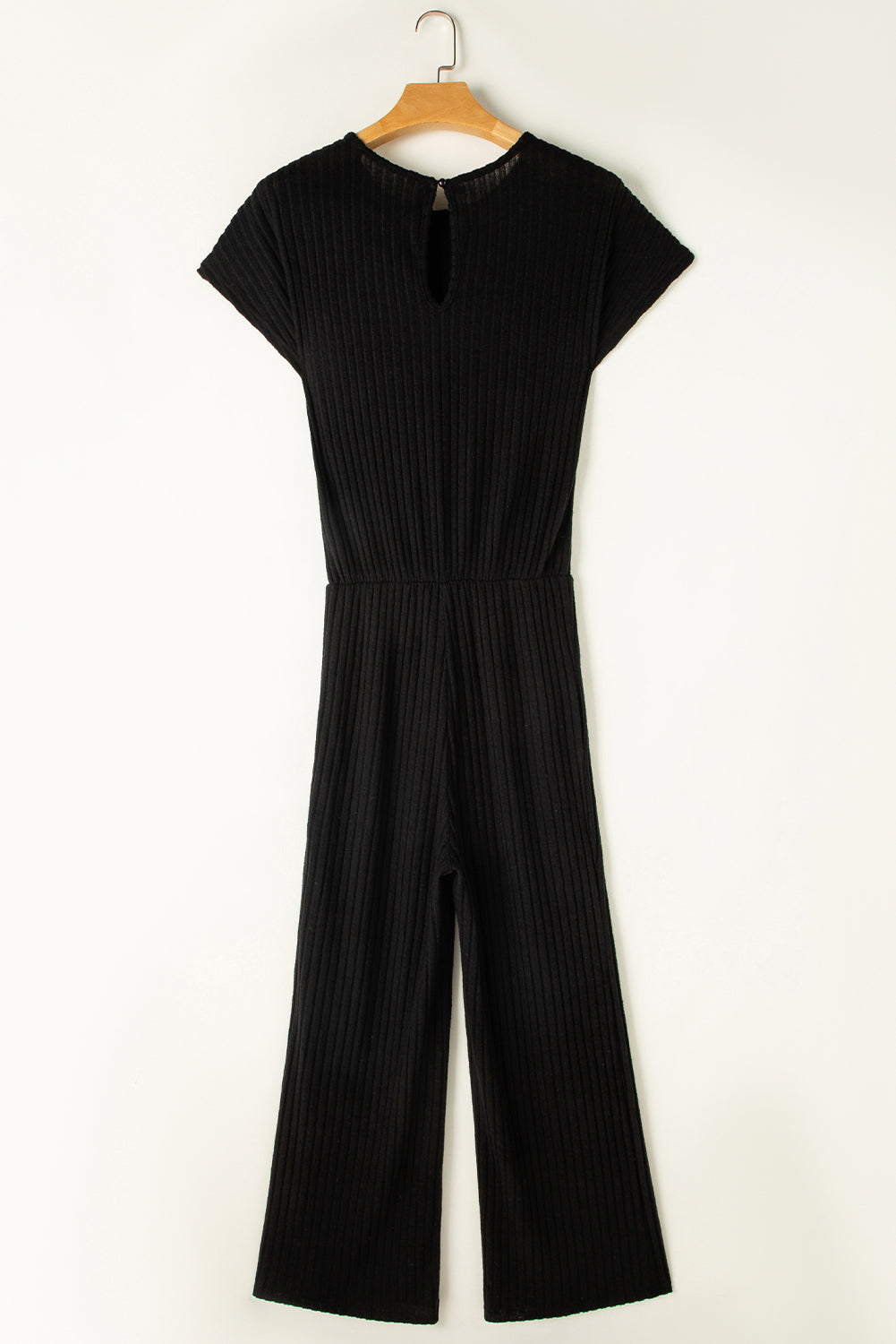 Combinaison noire côtelée à manches courtes et jambes larges de couleur unie-A WOMAN WE LOVE