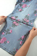 Jean ample bleu ciel grande taille à imprimé floral