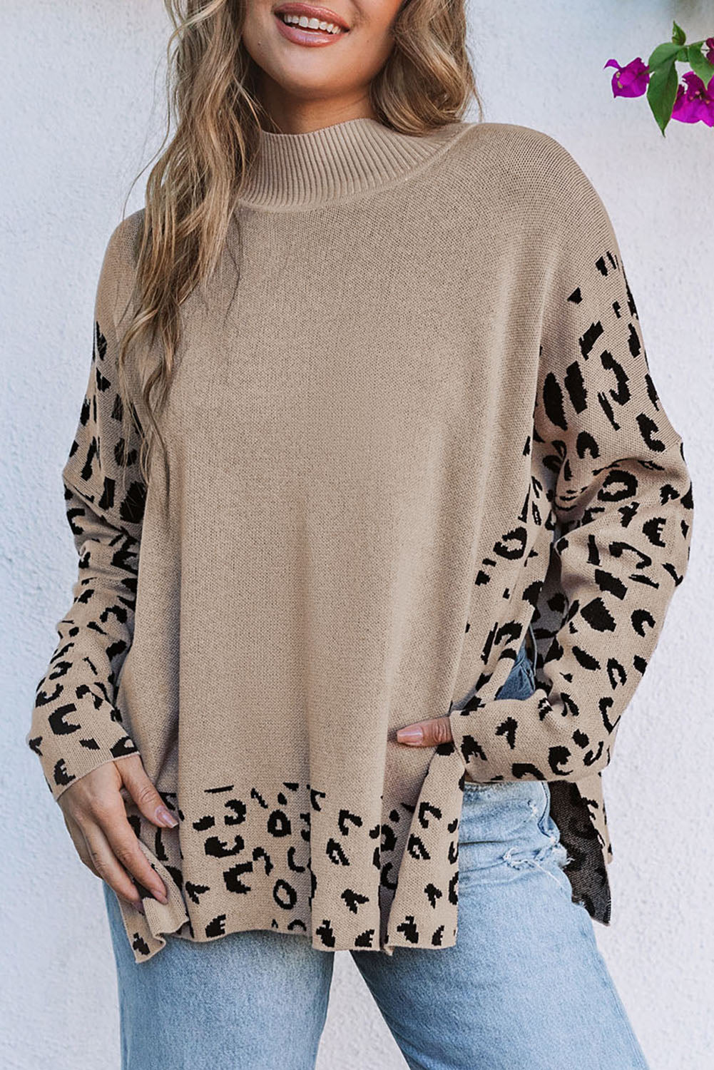 Sighi di oversize a fenditura con il collo alto Khaki Leopard