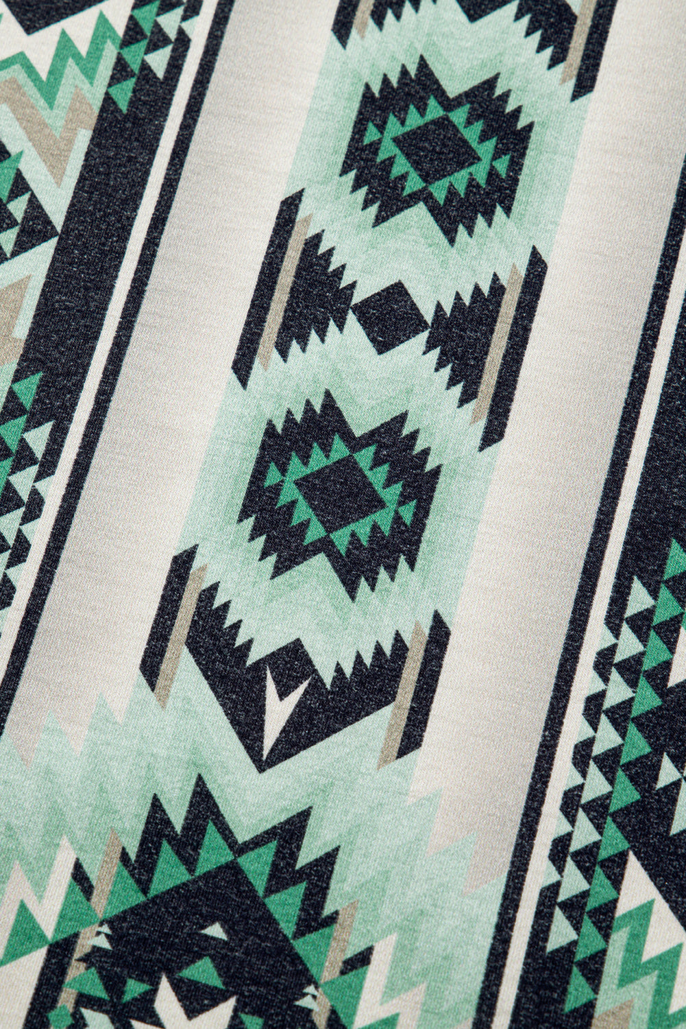 Green Retro Aztec Print Plus Size T-Shirt