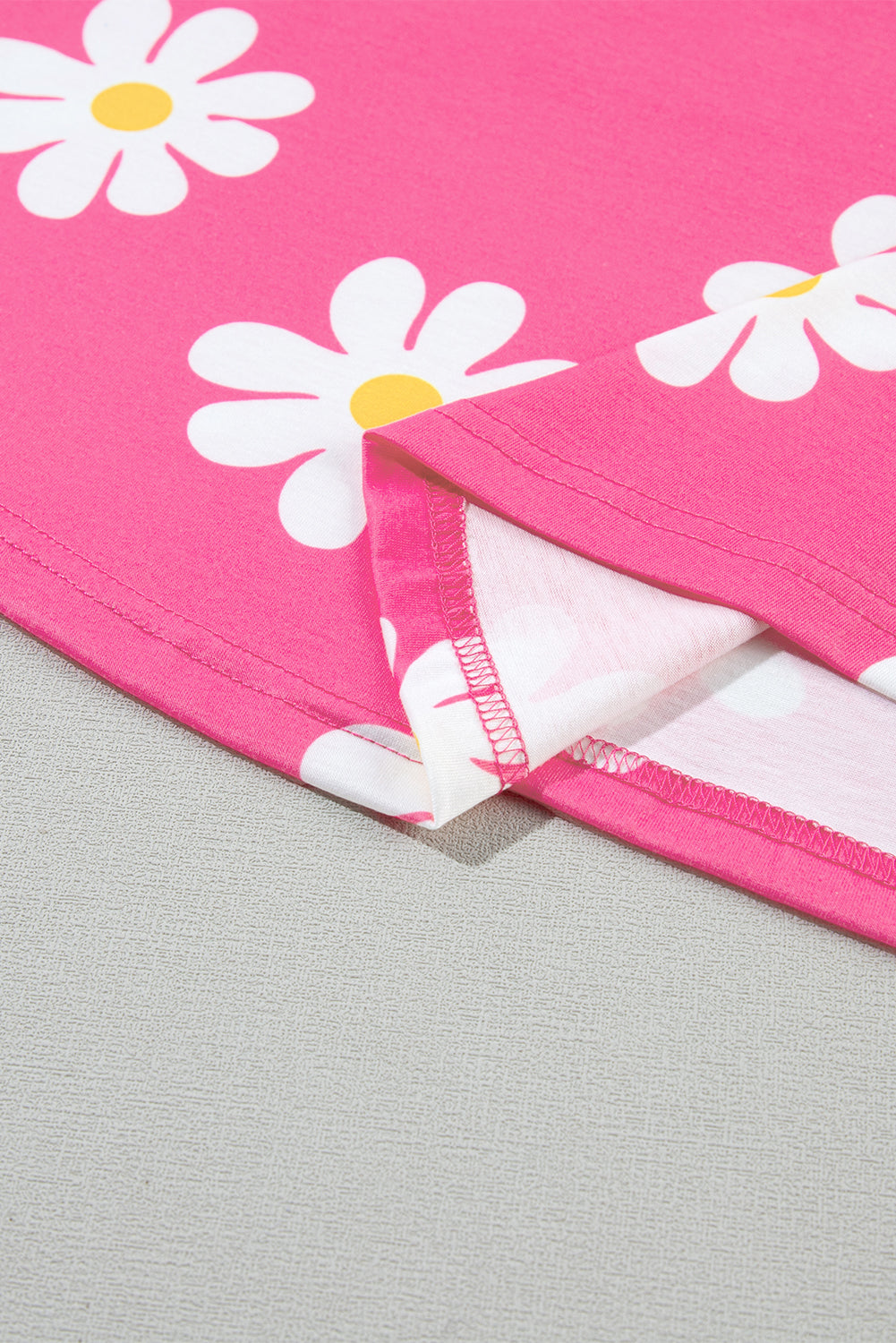 Marguerite Pink Printed Round Color T-shirt