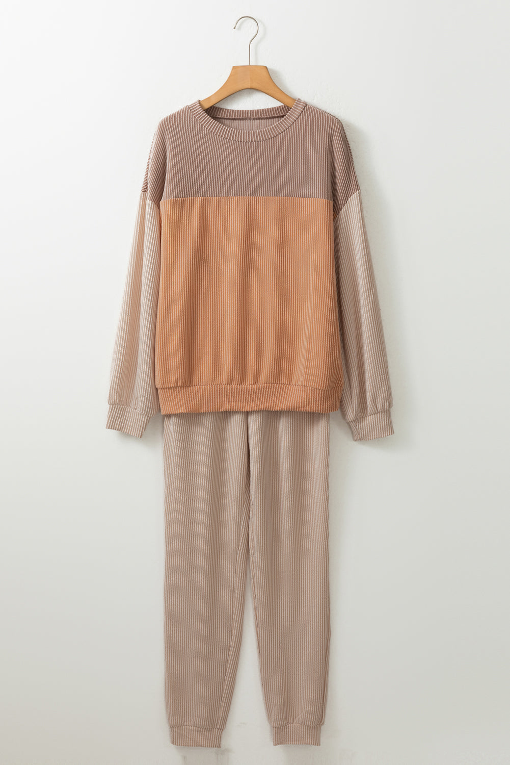 Tenue 2 pièces pull et pantalon color block à cordon marron