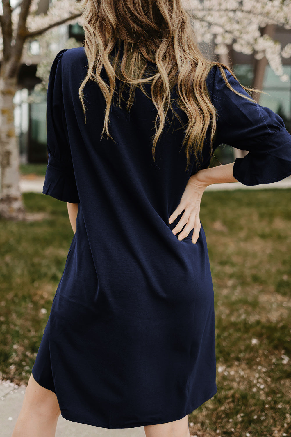 Blue straight dress with ruffled sleeves