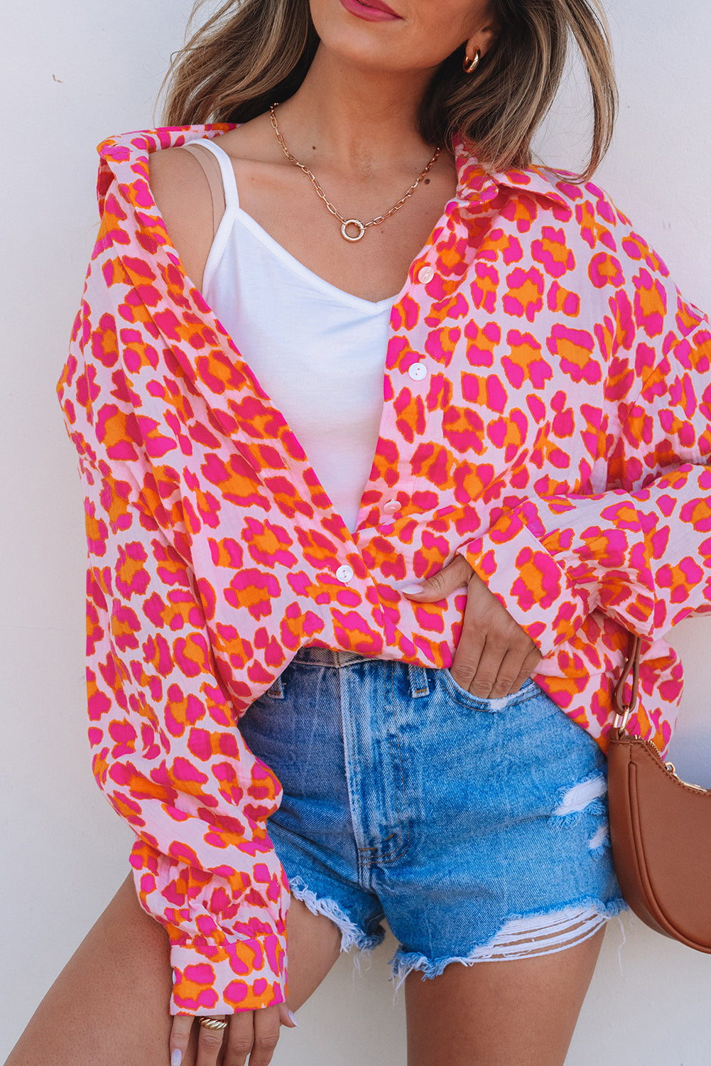 Gran camisa con estampado de leopardo rosa en bote