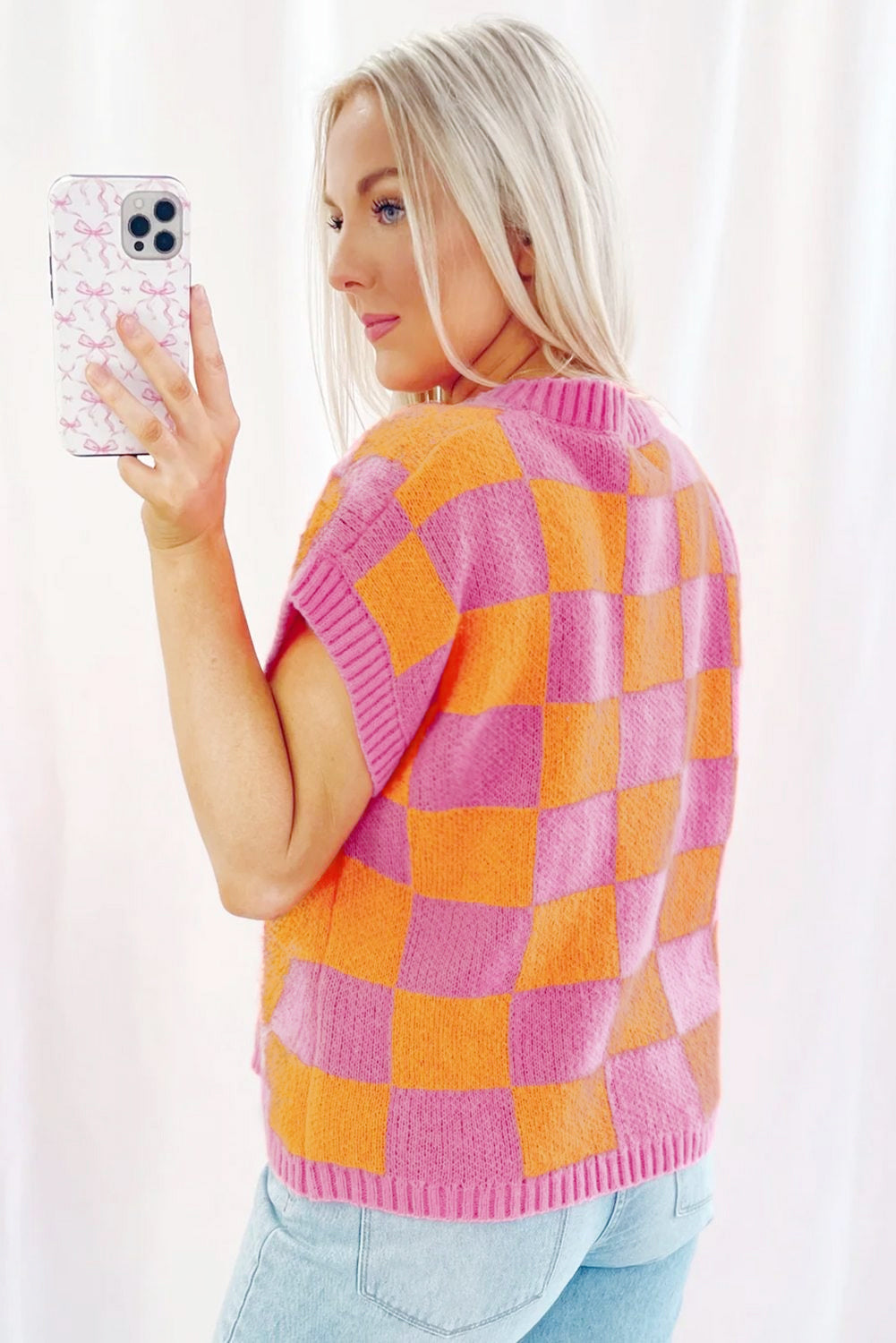 Erdbeer -Pink -Farbblöcke Plaid Muster Rippes Trimmpullover Tanktop