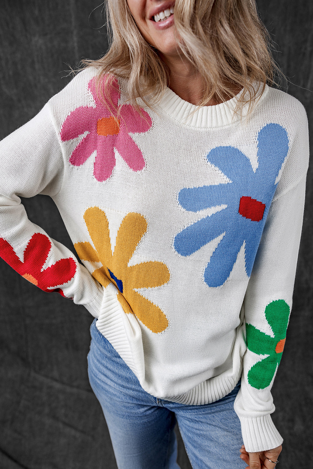 Blanc Colorful Big Flower Match Pull Crewneck