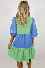 Robe droite bleu foncé couleur block à volants *