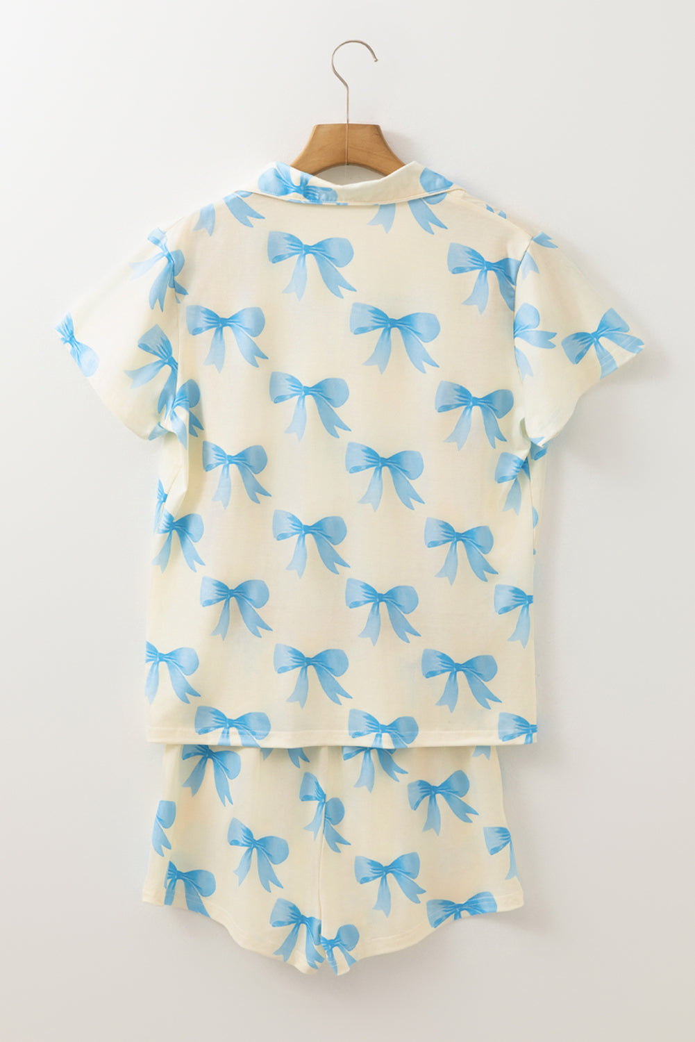 Sleeve and sleeve shirt pajamas.*