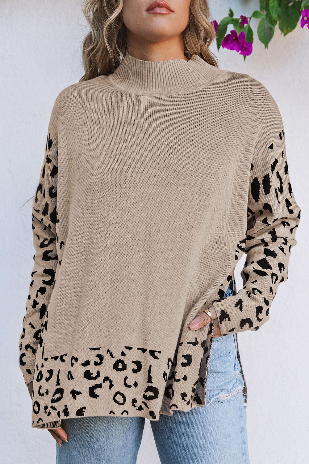 Sighi di oversize a fenditura con il collo alto Khaki Leopard