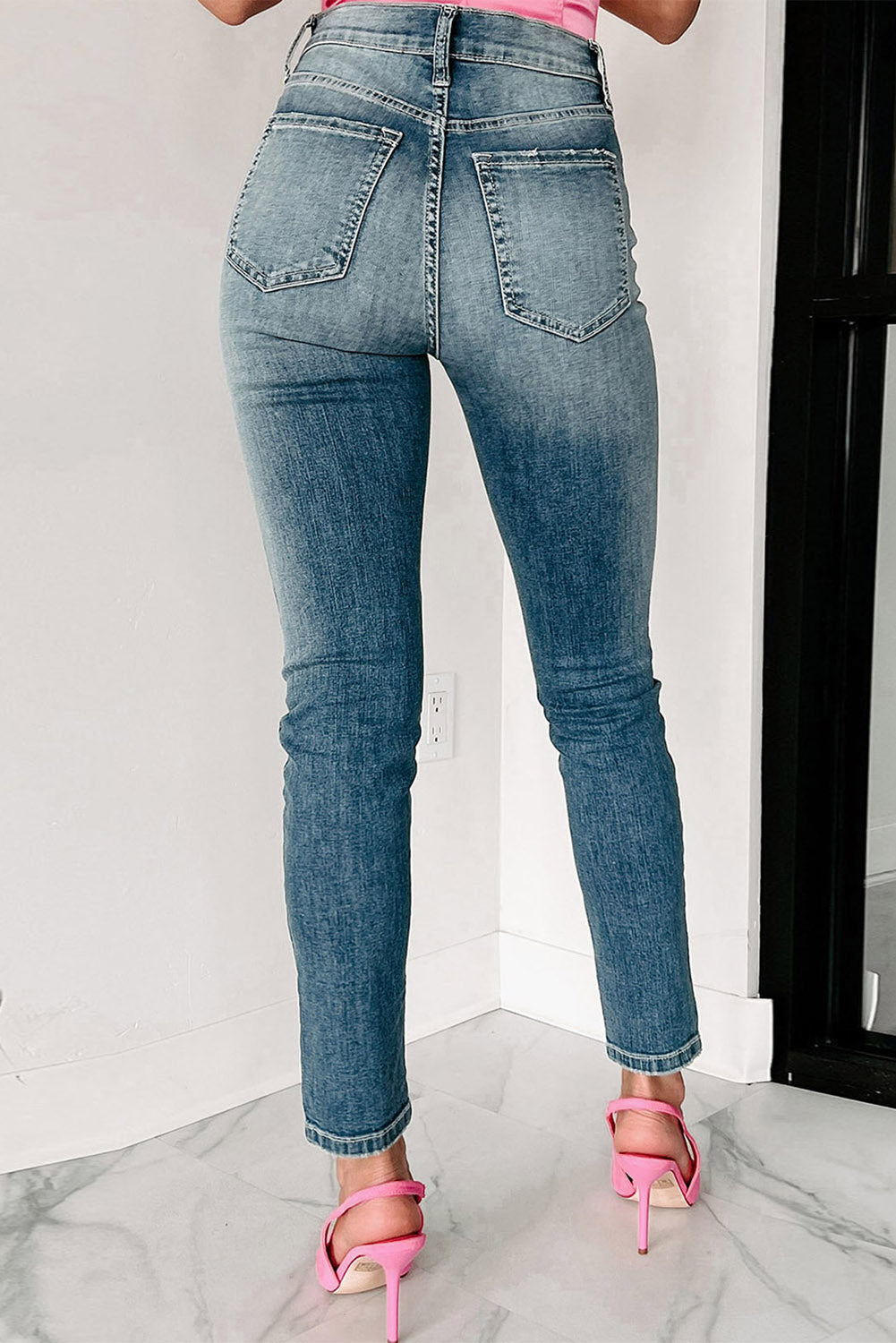 Jean skinny déchiré en détresse bleu