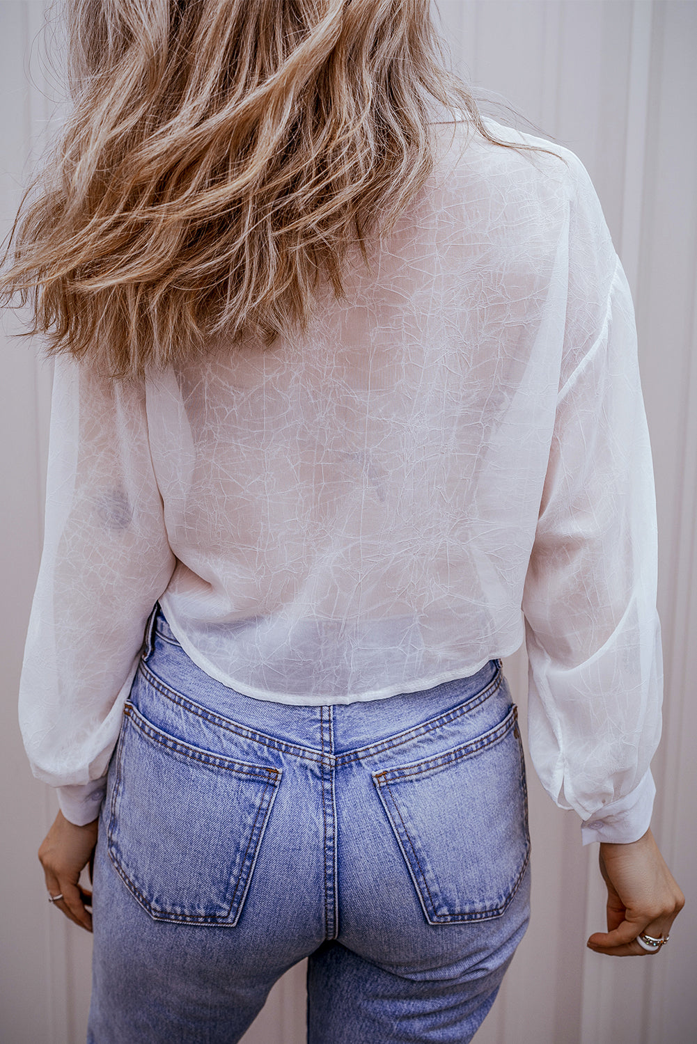 Chemise transparente blanche unie nouée sur le devant, coupe ample-A WOMAN WE LOVE