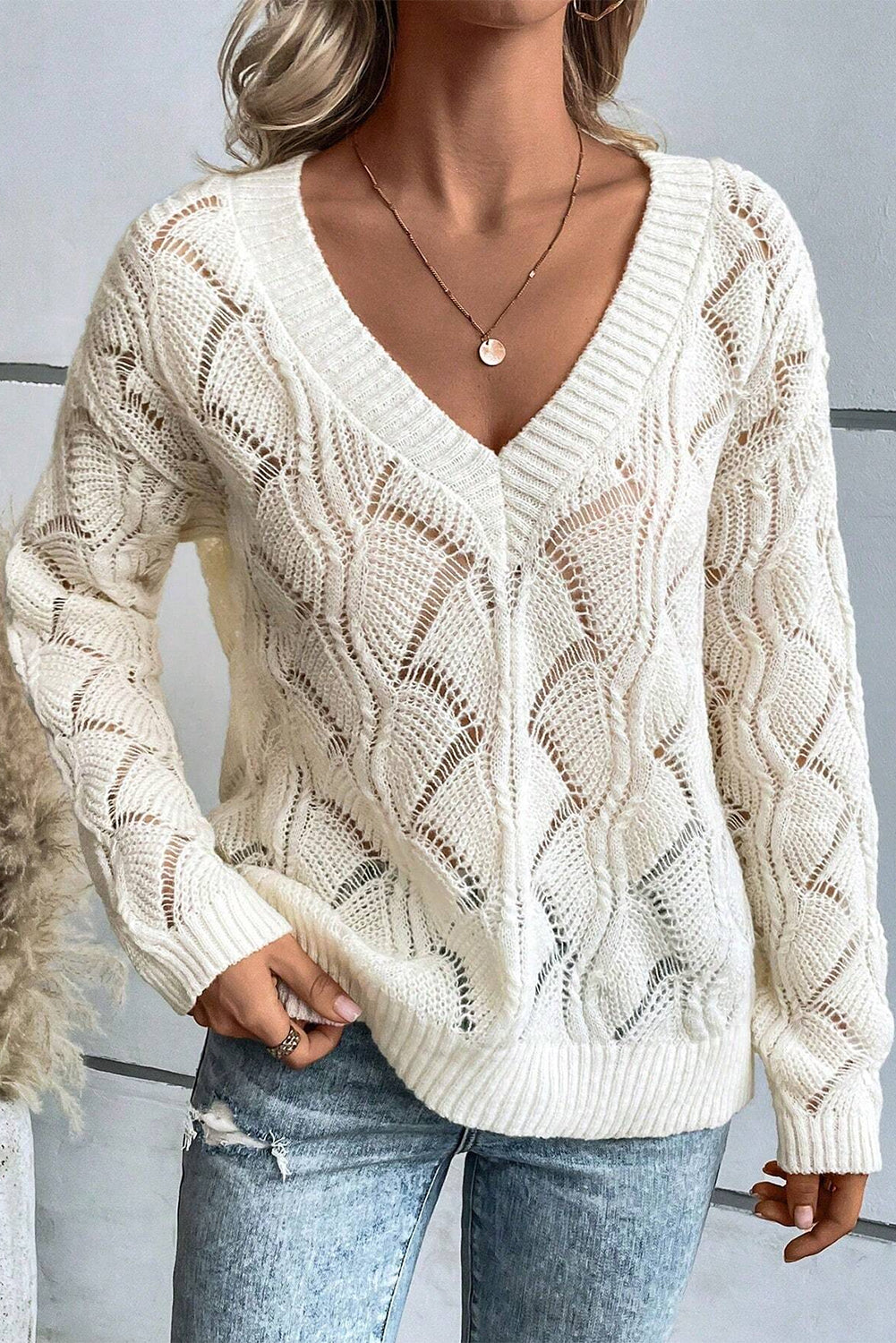 Beige sweater in openwork knit in v * collar