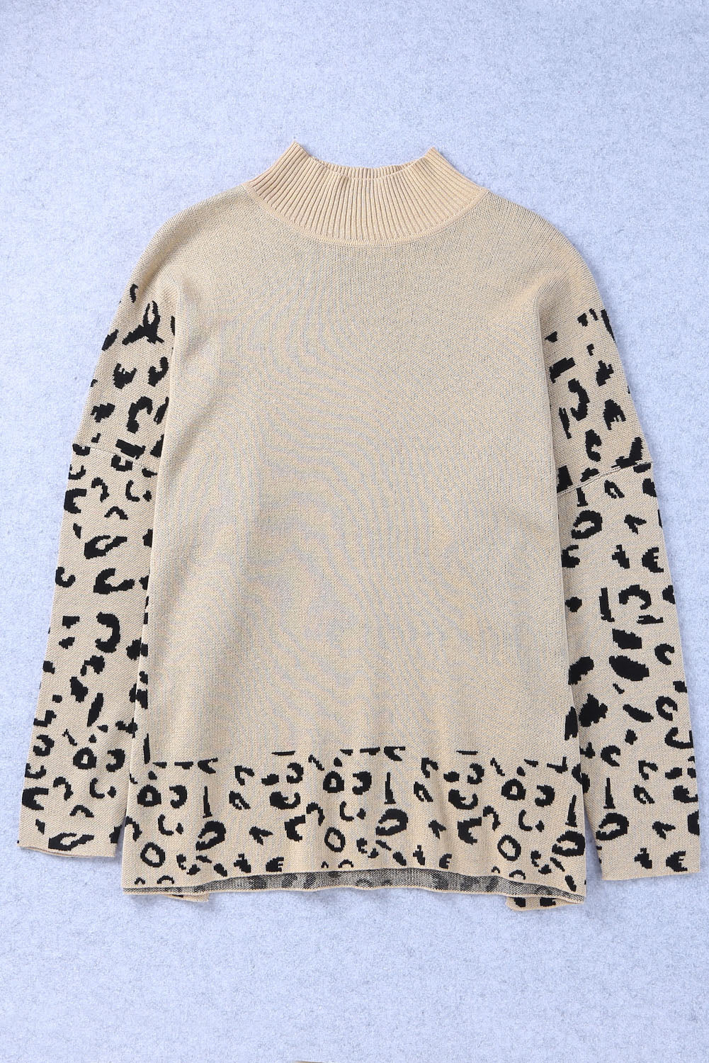 Sighi di oversize a fenditura con il collo alto Khaki Leopard