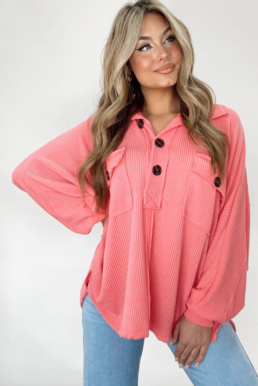 Top de bolsillo de aleta con cordón rosa Henley