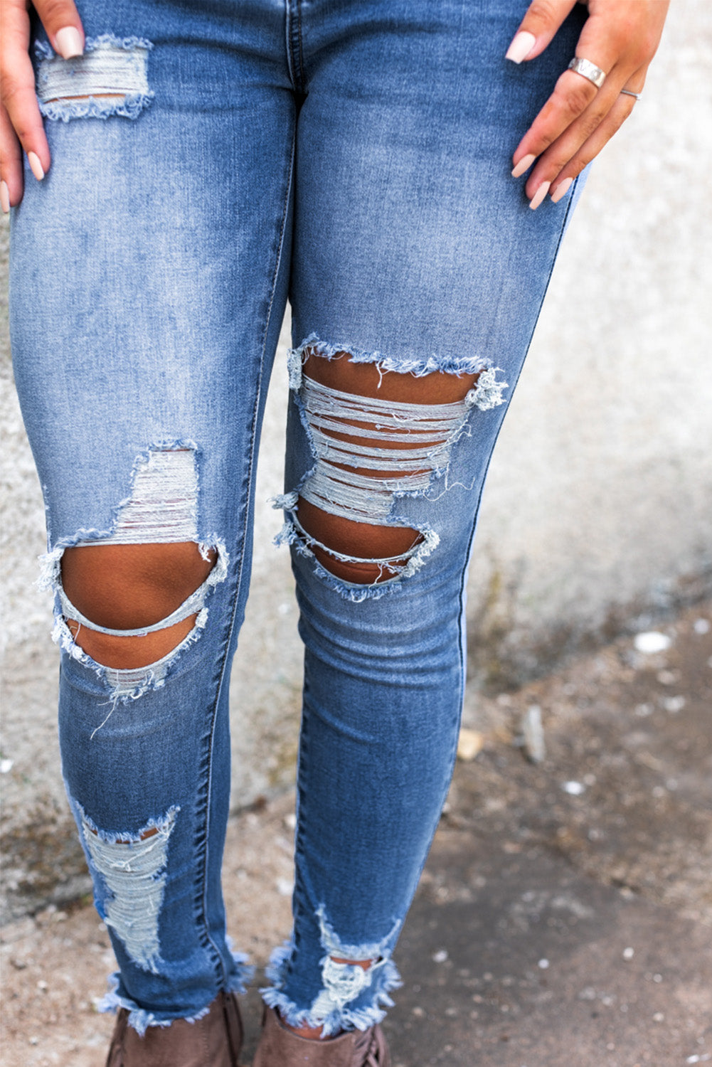 Jean skinny bleu ciel taille haute effet vieilli