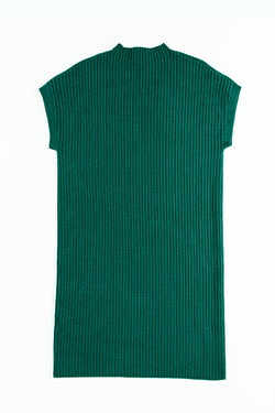 Vestido de suéter de costura de punto corto con bolsillo de parche verde negruzco