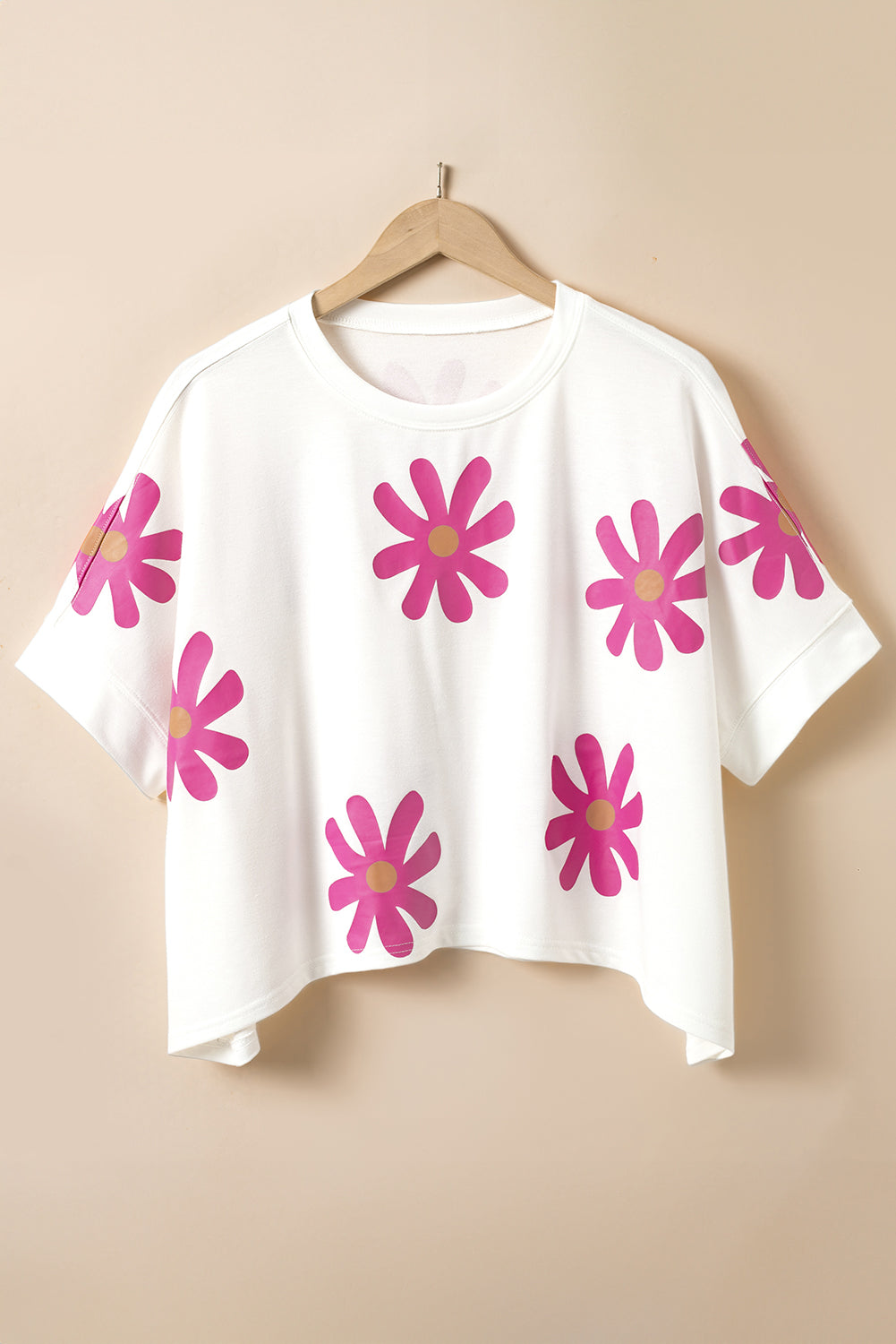 T-shirt décontracté imprimé de fleurs blanches imprimées