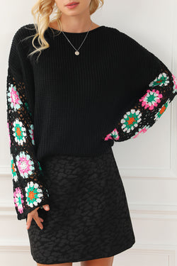 Black loose pull with bell sleeves *