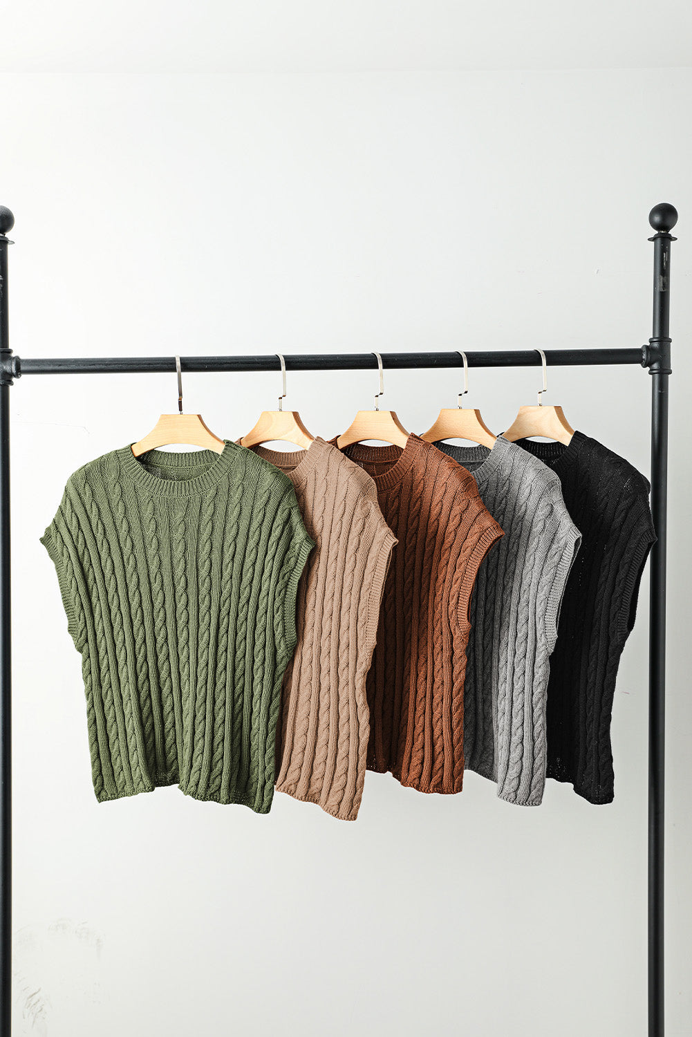 Chestnut Crew Neck Cable Knit Short Sleeve Sweater